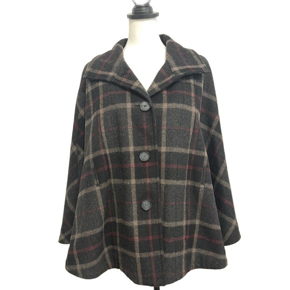 Banana Republic Jackets & Blazers - Banana Republic Women’s Wool Blend Plaid Cape Jacket. Size small. Missing belt